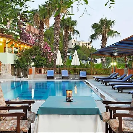 Patara Delfin Hotel 3*