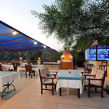 מלון Patara Delfin 3*